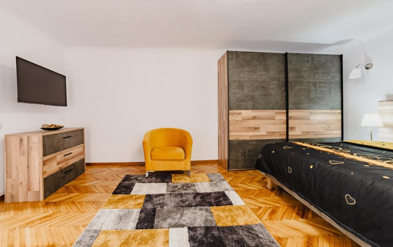 Republicii Premium Apartment Brasov Luaran gambar